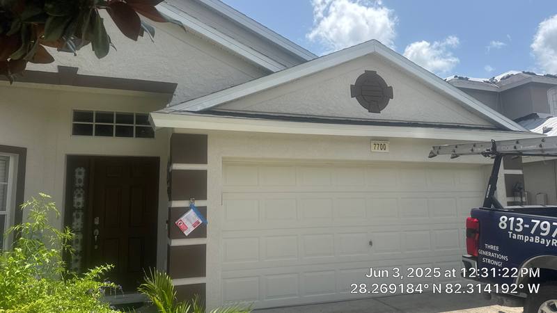 residential shingle roof replacement by Hloska Roofing in Wesley Chapel