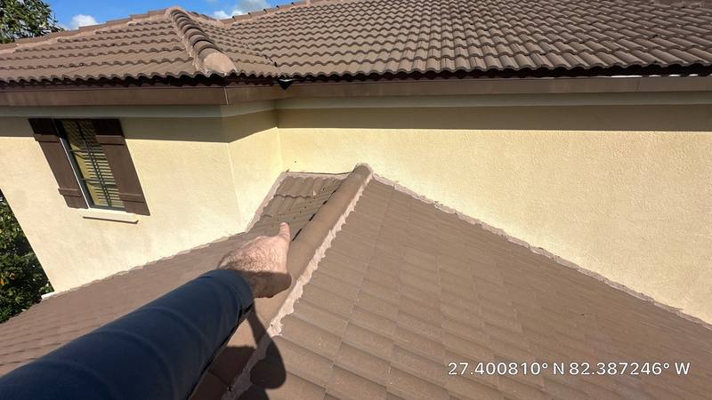 roofing project near Valderrama Way in Lakewood Ranch