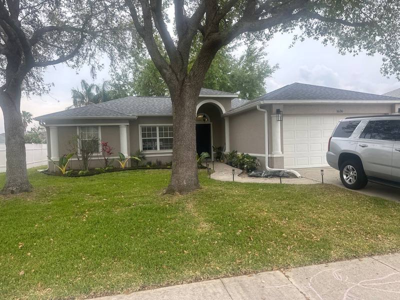 completed roofing project in Lutz FL