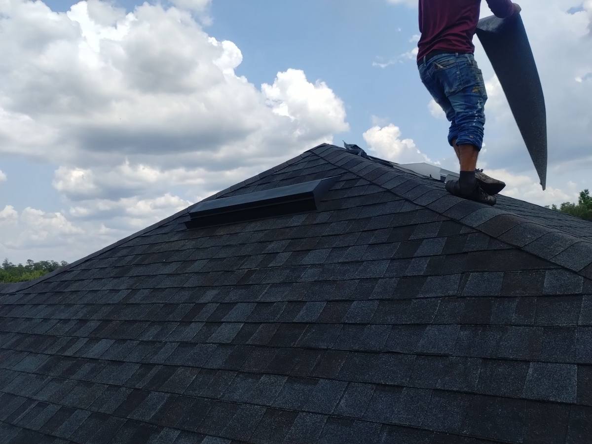 roof replacement in Tampa, Florida