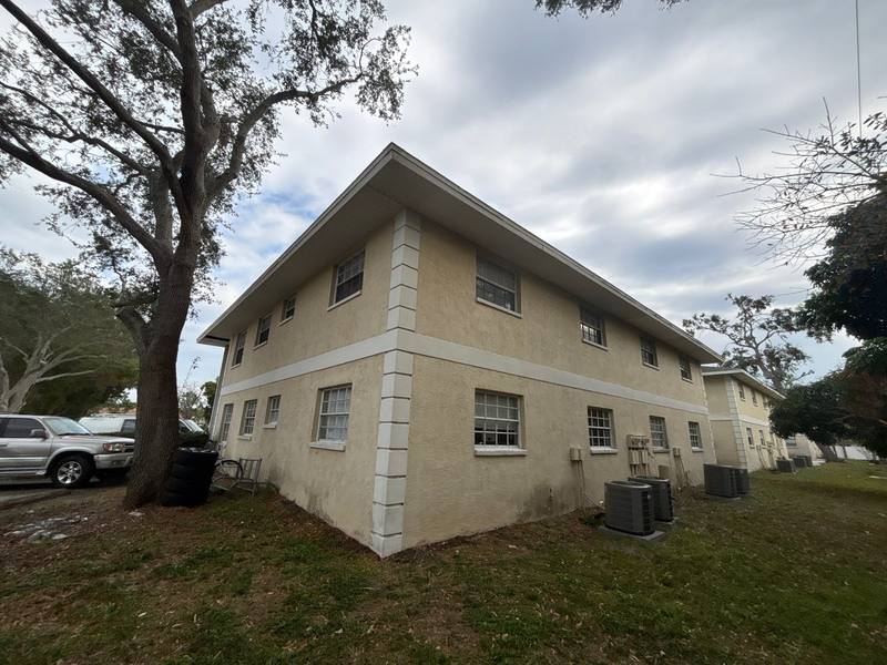residential roof replacement by Hloska Roofing in Clearwater