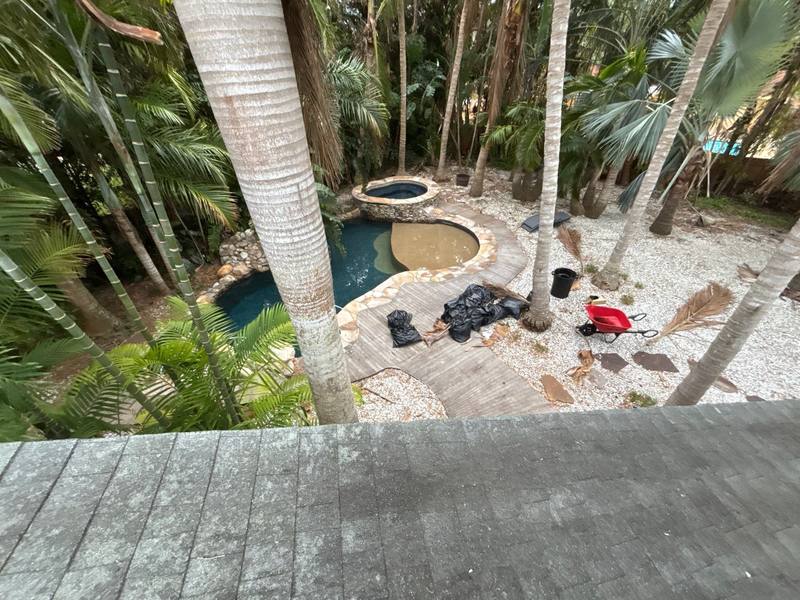 shingle roof replacement in Largo, Florida
