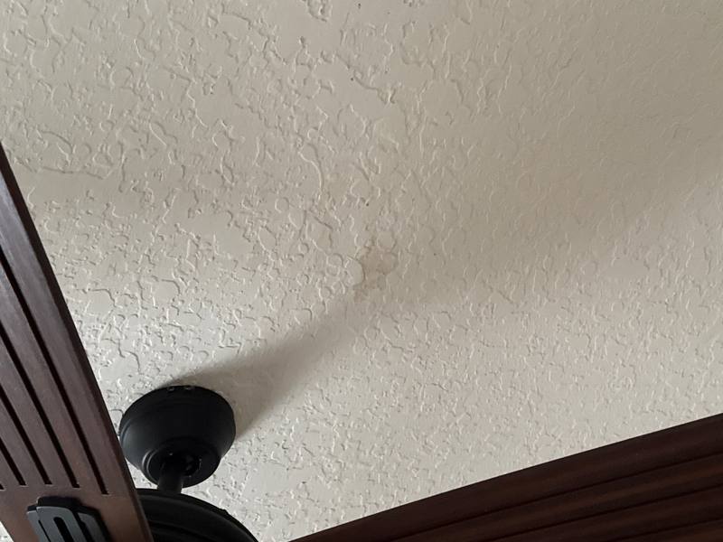 roof repair in Largo, Florida
