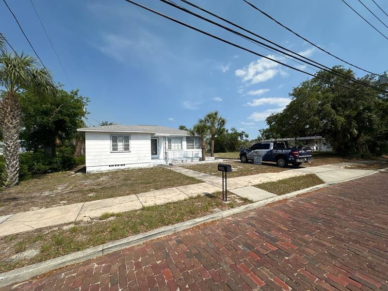 completed roofing project in Tarpon Springs FL