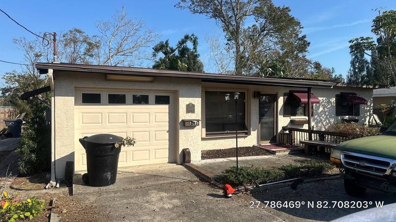 residential shingle roof replacement by Hloska Roofing in St. Petersburg