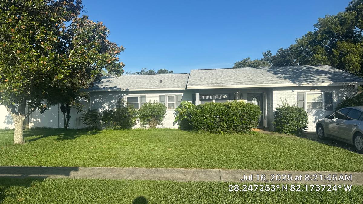 shingle roof replacement in Zephyrhills, Florida