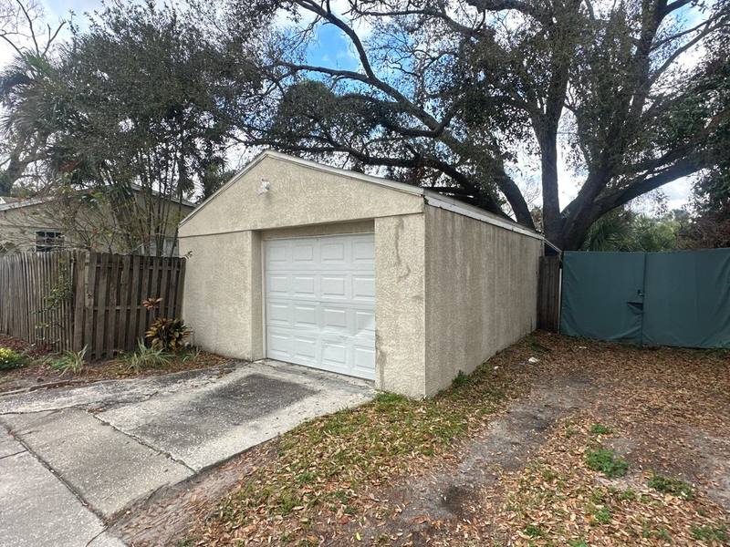 completed roofing project in Tampa FL