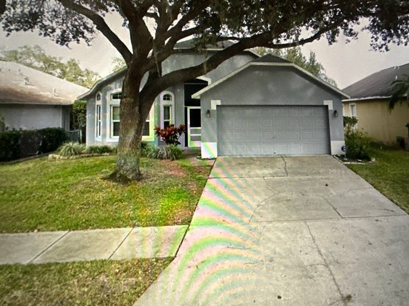 residential shingle roof replacement by Hloska Roofing in Zephyrhills