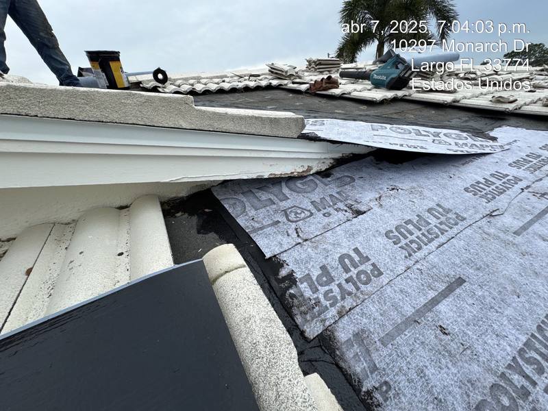 roofing project near Monarch Drive in Largo
