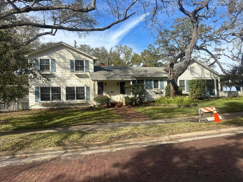 completed roofing project in Tampa FL