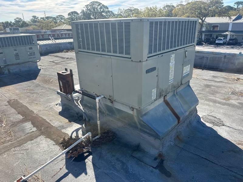 residential roof replacement by Hloska Roofing in Tampa