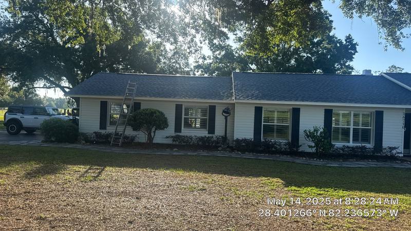 residential shingle roof replacement by Hloska Roofing in Dade City