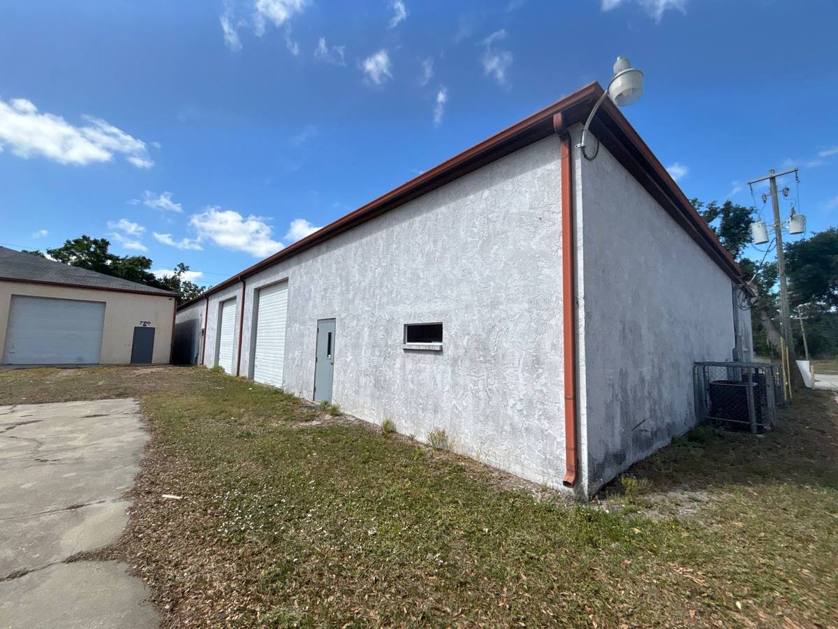 roof replacement in Palmetto, Florida