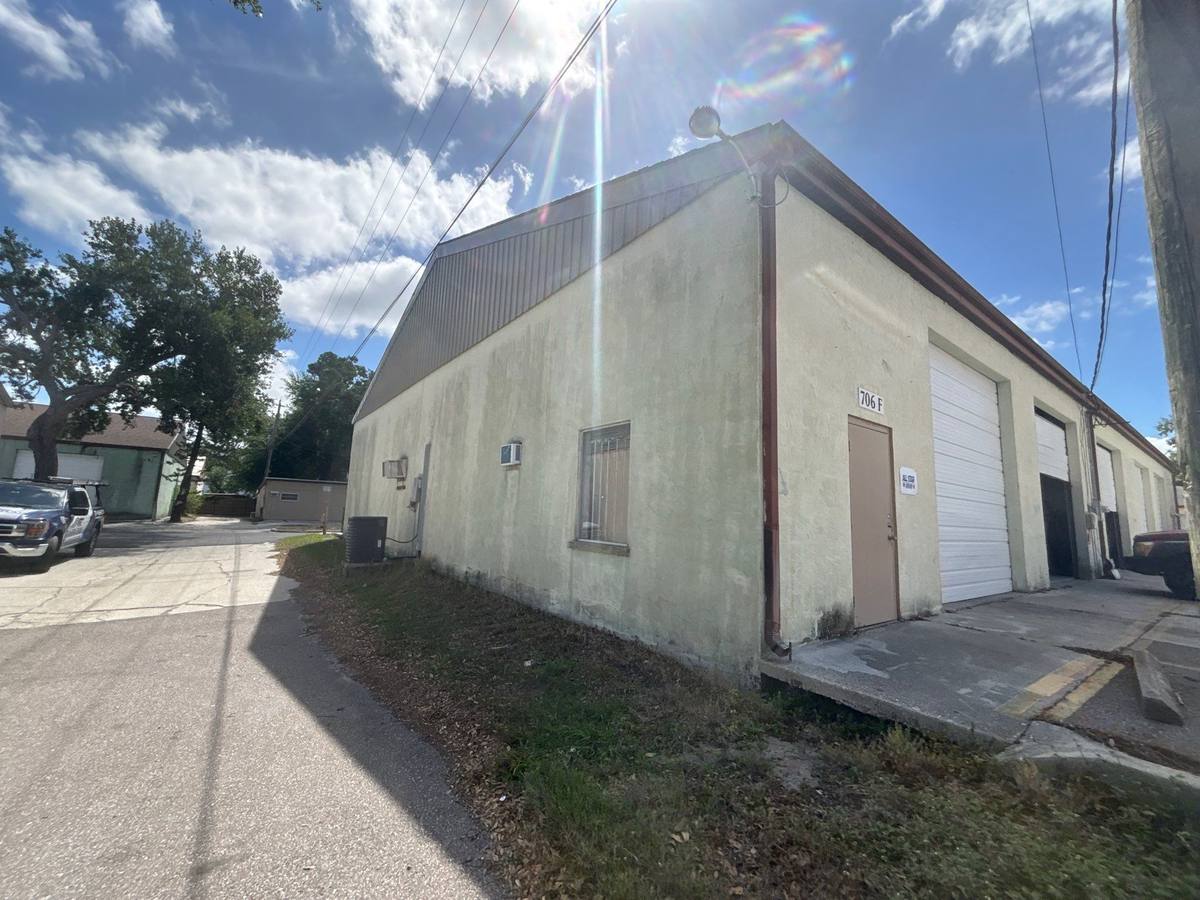 roof replacement in Palmetto, Florida