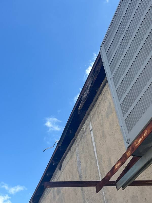 residential roof replacement by Hloska Roofing in Palmetto