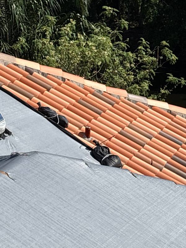 completed roofing project in Tampa FL