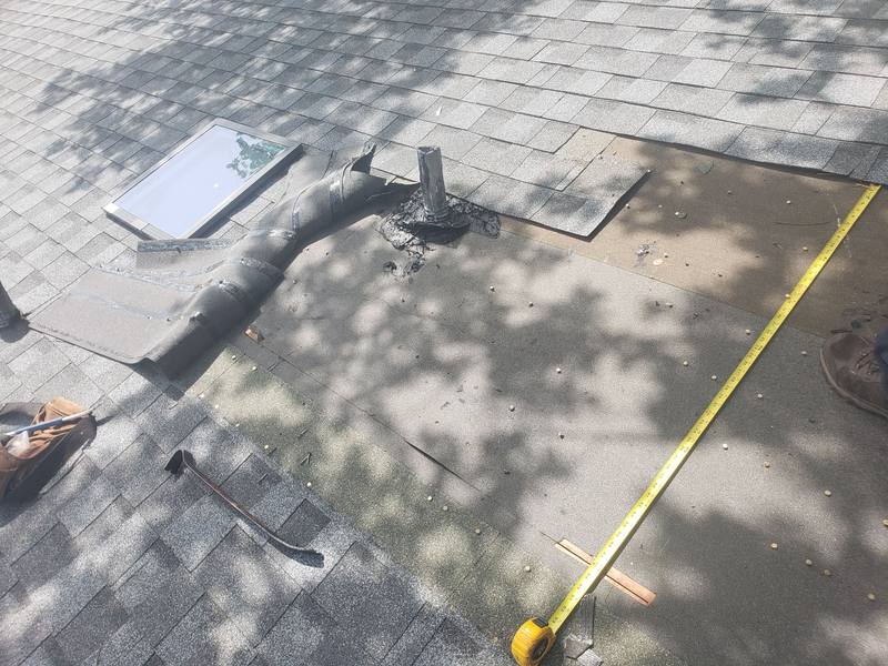 residential shingle roof replacement by Hloska Roofing in Tampa