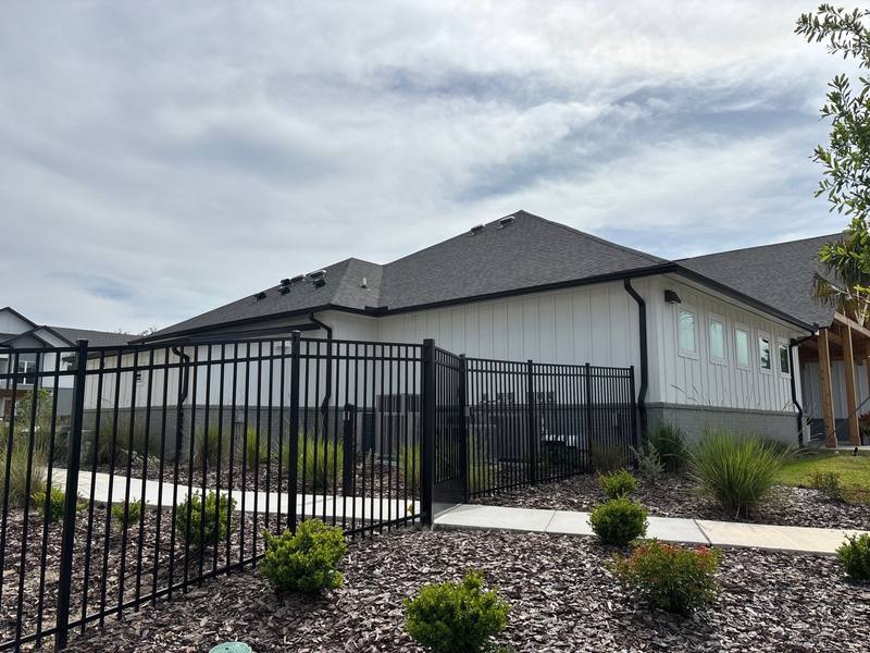 completed roofing project in San Antonio FL