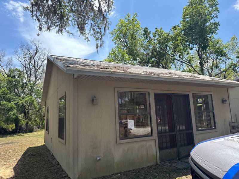 residential roof repair by Hloska Roofing in Dade City