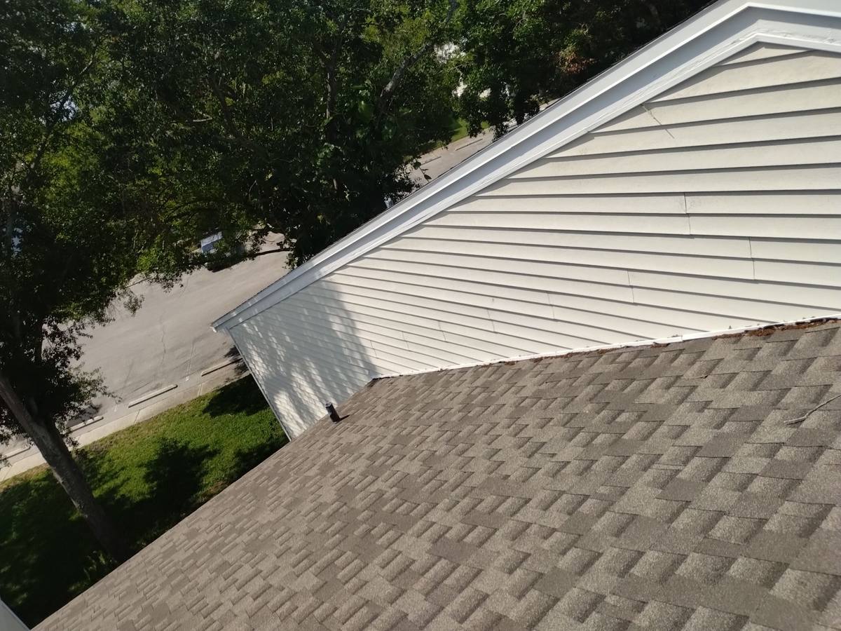 roof repair in Tampa, Florida