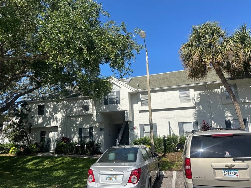 roofing project near 31st St S in St. Petersburg