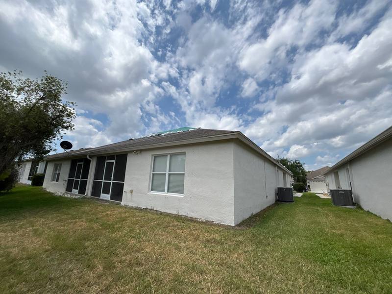 roofing project near Ravenridge St in Zephyrhills