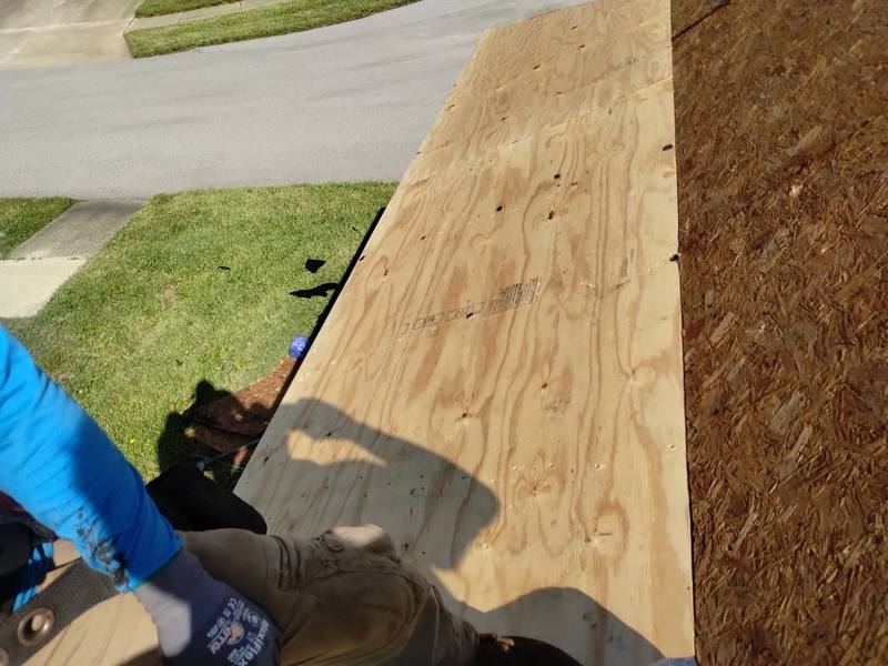roofing project near Spinnaker Ct in Tarpon Springs