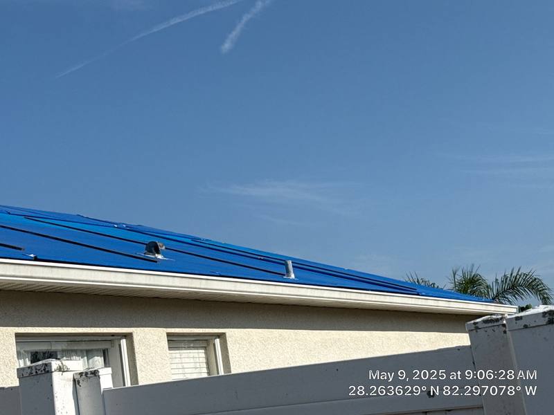 residential shingle roof replacement by Hloska Roofing in Wesley Chapel