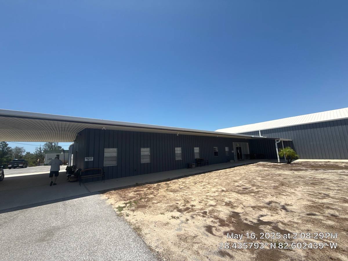 metal roof replacement in Spring Hill, Florida