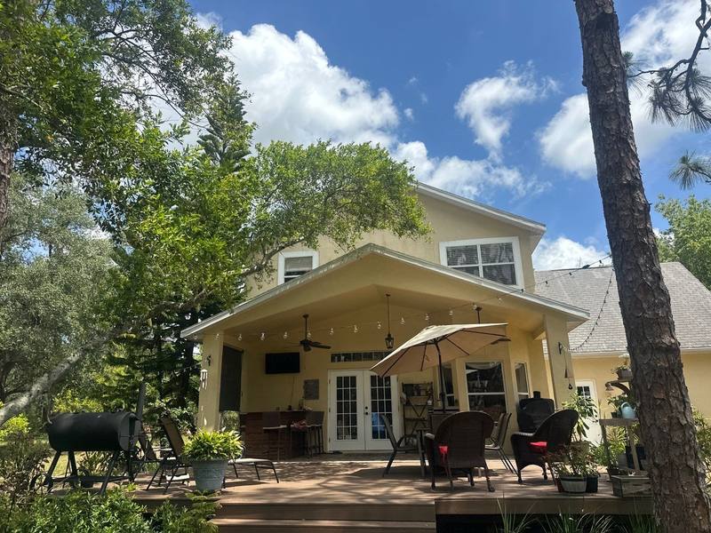 shingle roof replacement in New Port Richey, Florida