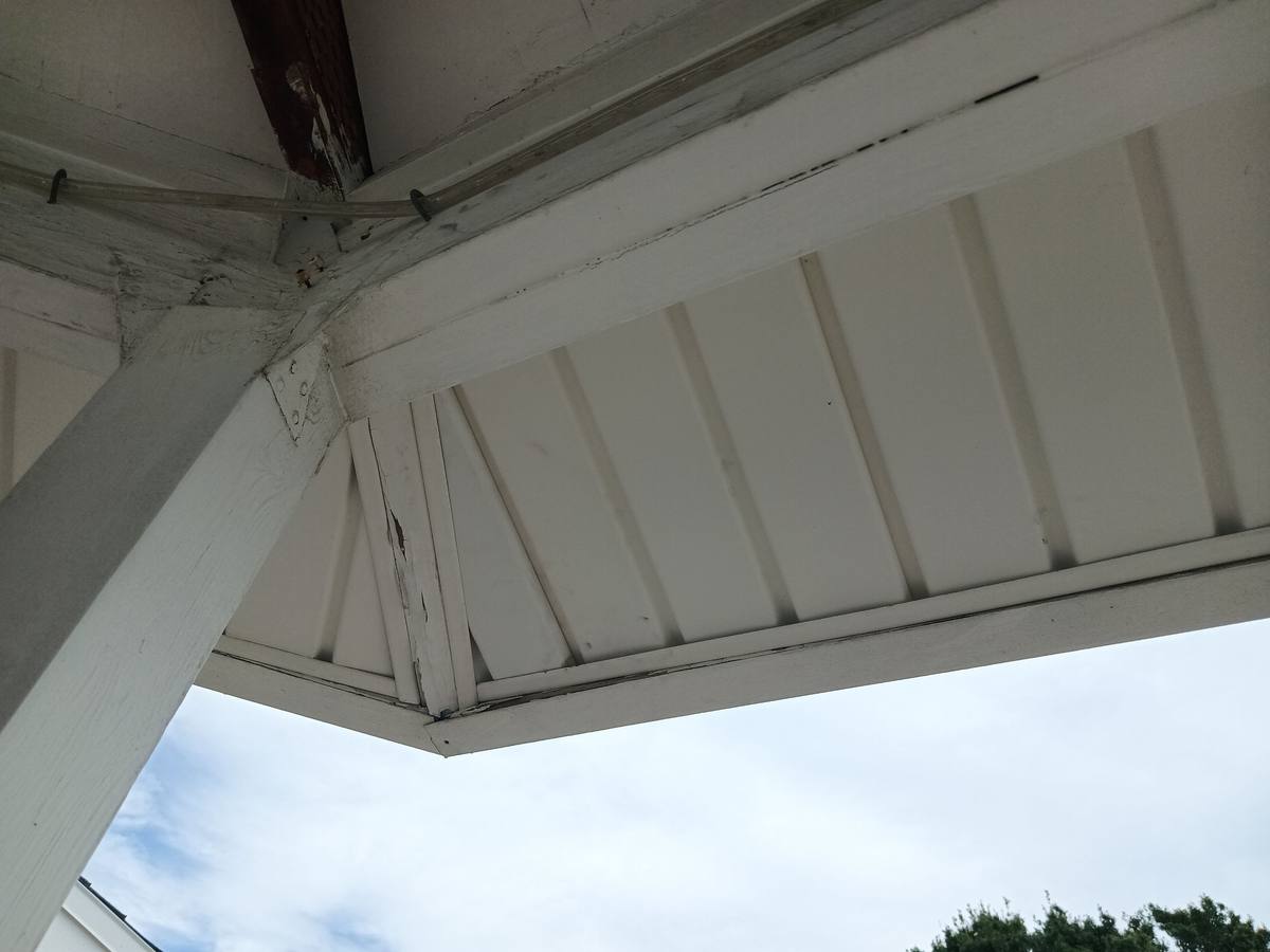 shingle roof replacement in Largo, Florida