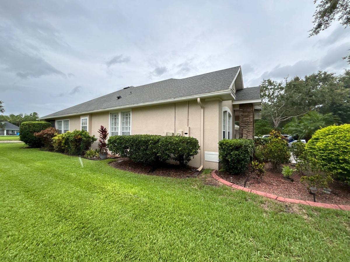 shingle roof replacement in Land O Lakes, Florida