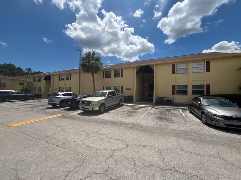 roofing project near Camarina Calle in Tampa