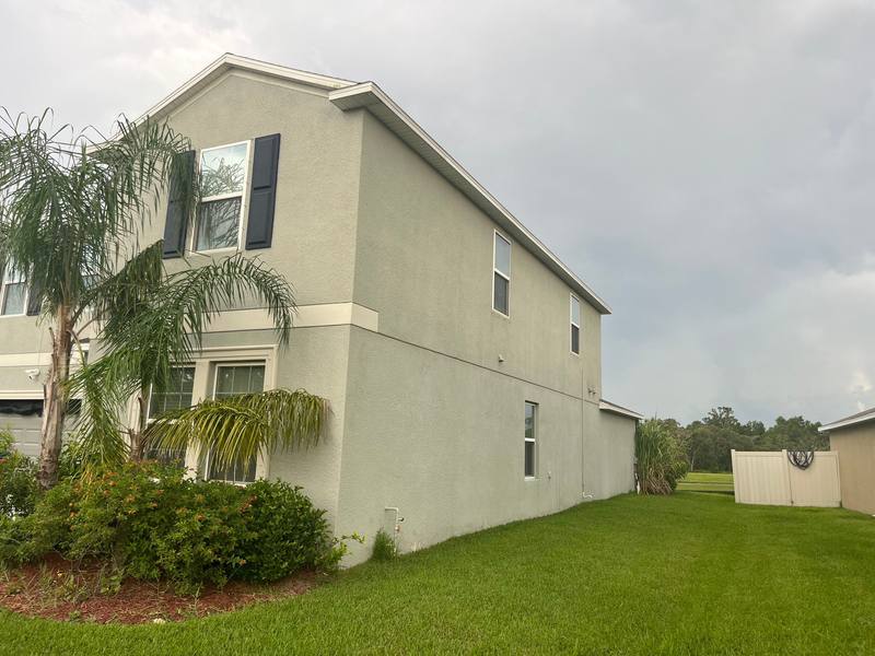 shingle roof replacement in Wimauma, Florida