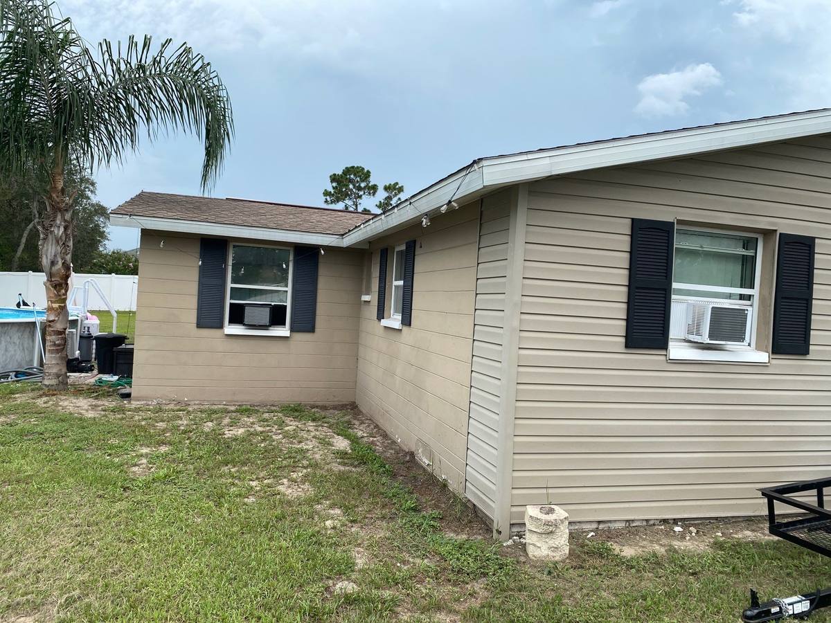 shingle roof replacement in Spring Hill, Florida
