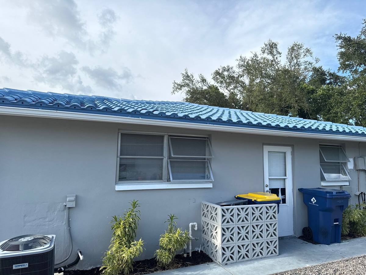 shingle roof replacement in Port Richey, Florida