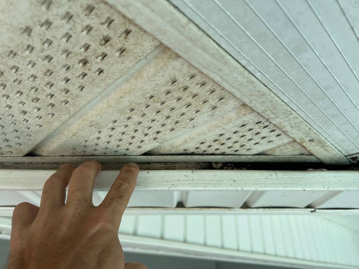 roof replacement in Spring Hill, Florida