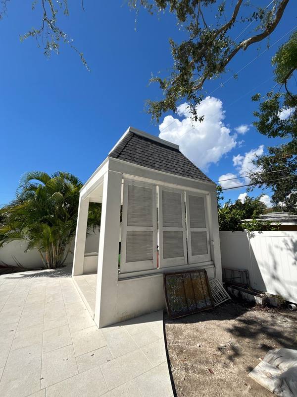 residential roof replacement by Hloska Roofing in Tampa