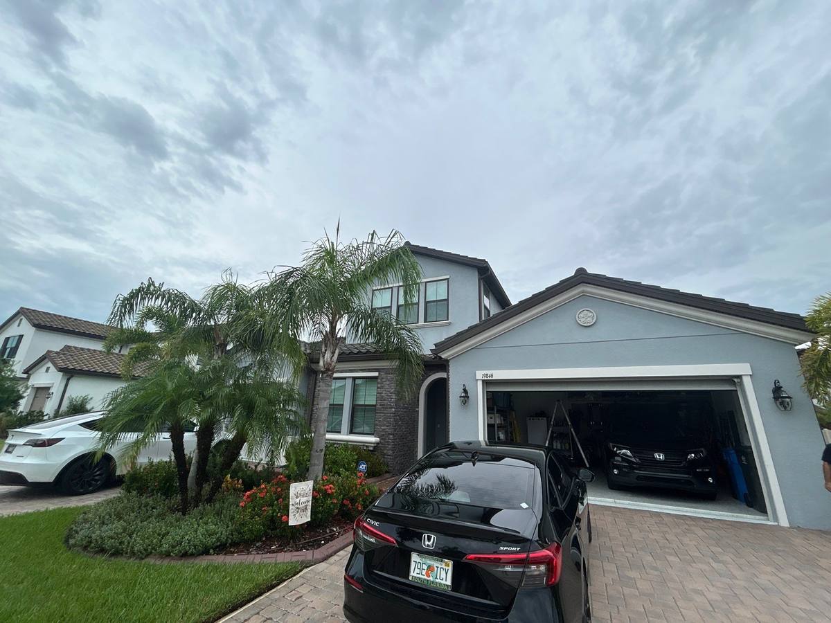roof repair in Odessa, Florida