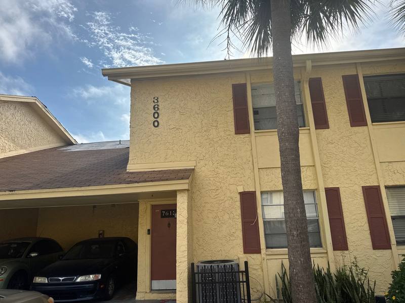 roofing project near La Mesita Ct in Tampa