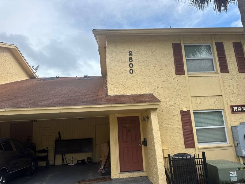 residential roof replacement by Hloska Roofing in Tampa