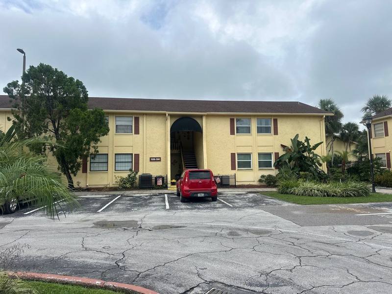 roofing project near Abonado Rd in Tampa