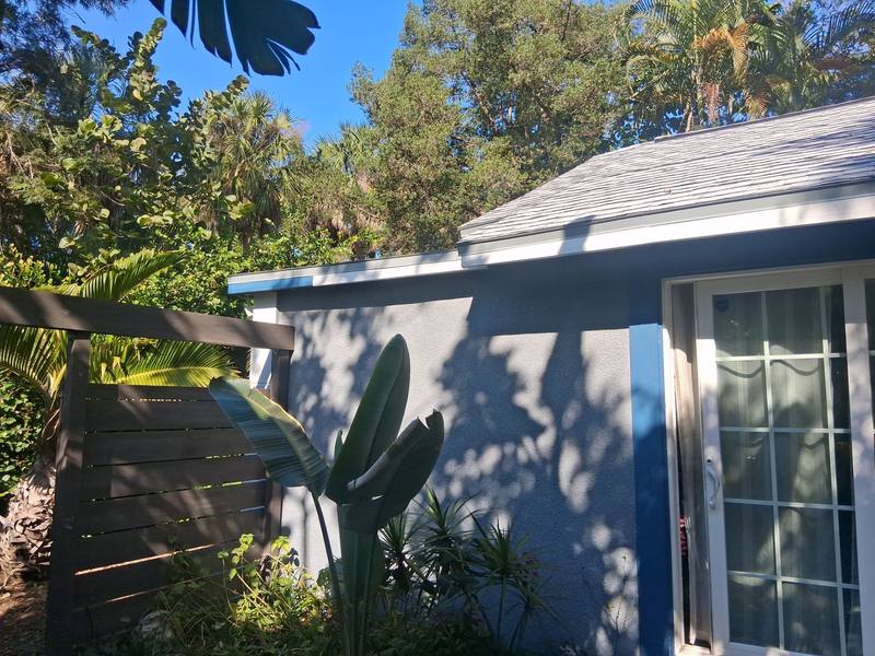 residential shingle roof replacement by Hloska Roofing in St. Petersburg