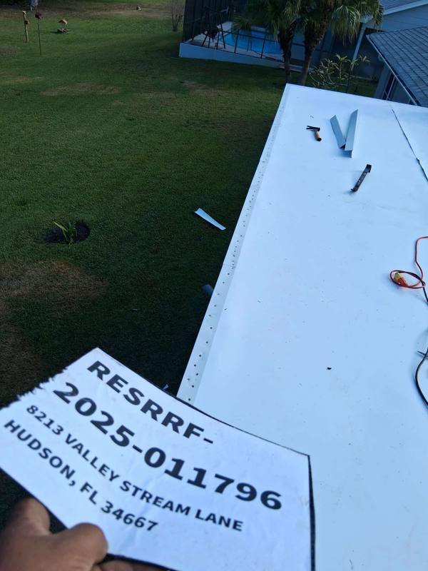 completed roofing project in Hudson FL