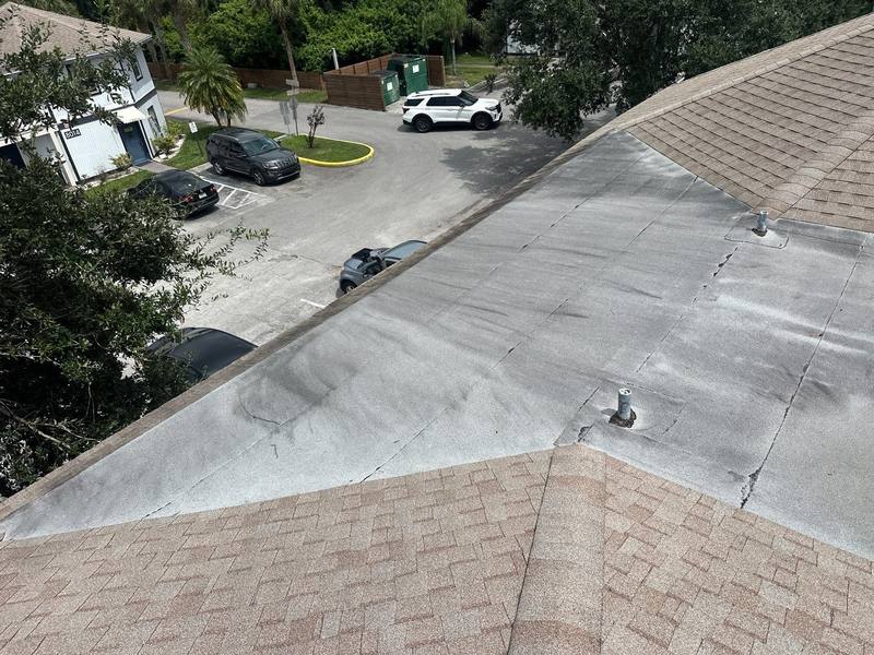 residential roof replacement by Hloska Roofing in Tampa