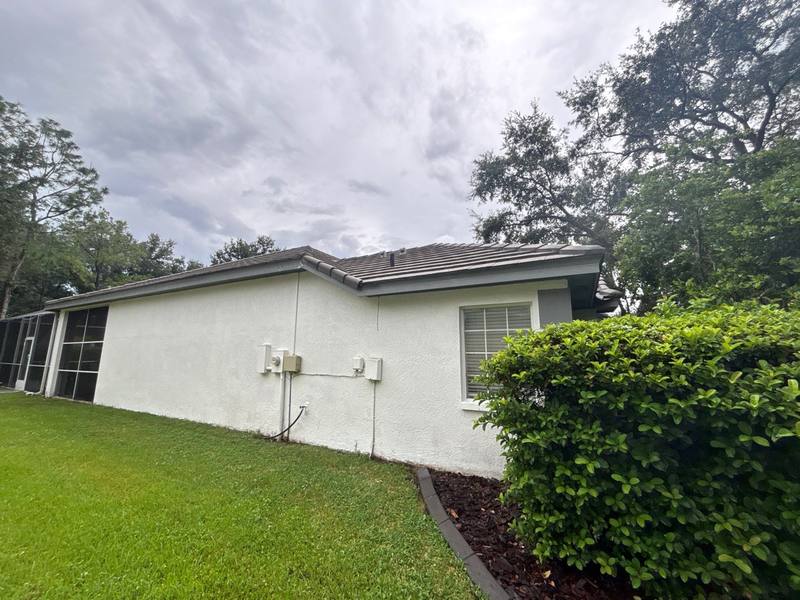 roofing project near Hickory Moss Pl in Tampa