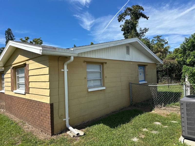 completed roofing project in Holiday FL