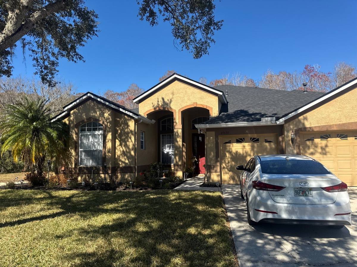 shingle roof replacement in Wesley Chapel, Florida