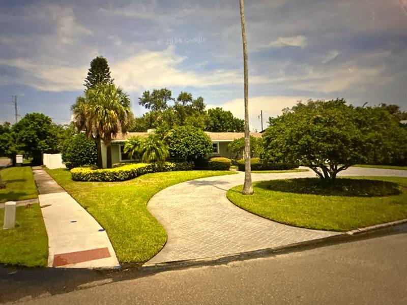 roof replacement in St Petersburg, Florida