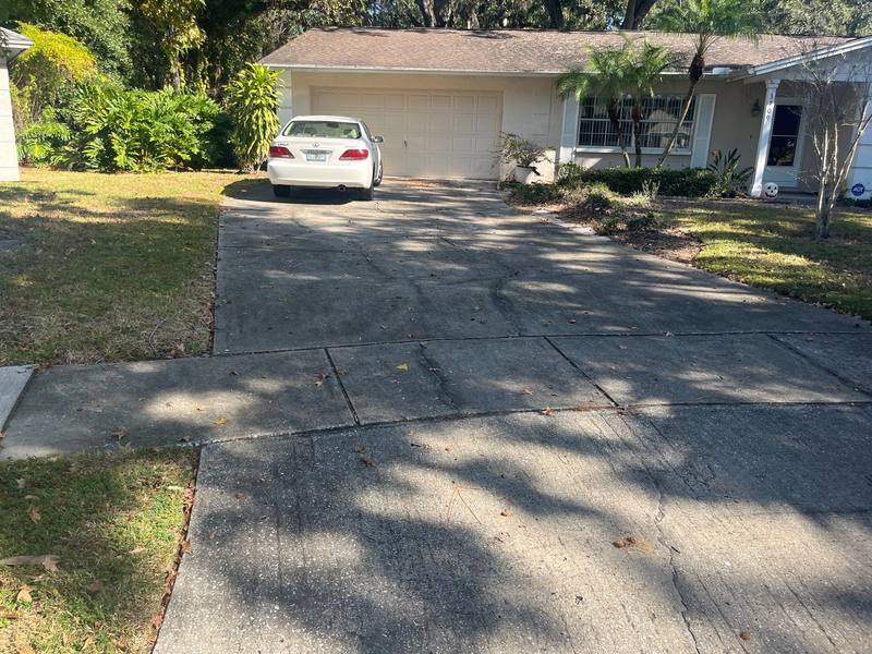 residential roof replacement by Hloska Roofing in Tampa